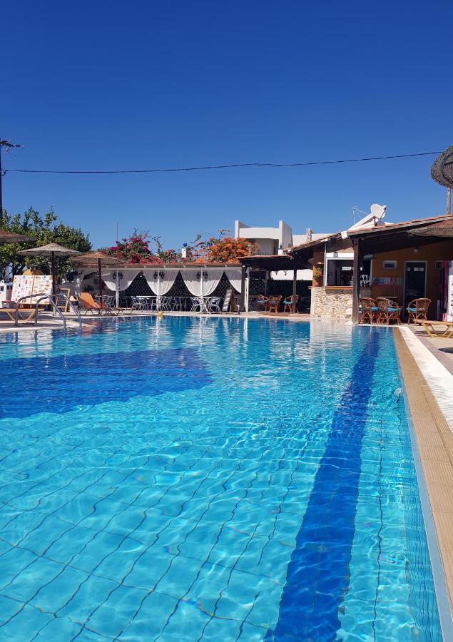 Aspro Spiti Hotel Apartments Tigkaki  Luaran gambar