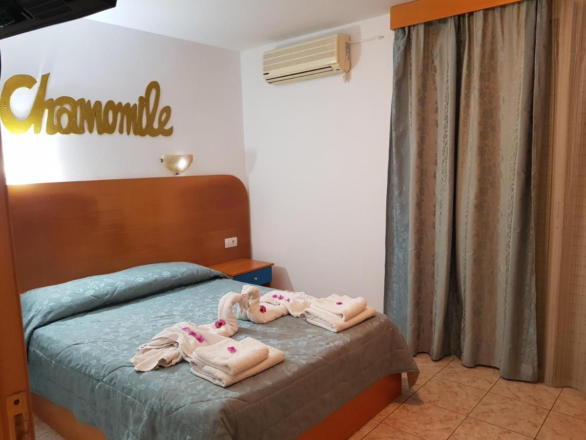 Aspro Spiti Hotel Apartments Tigkaki  Luaran gambar