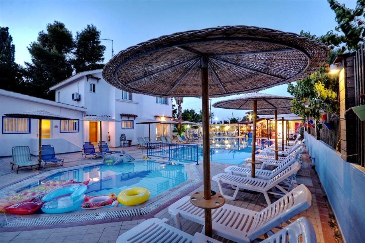 Aspro Spiti Hotel Apartments Tigkaki  Luaran gambar
